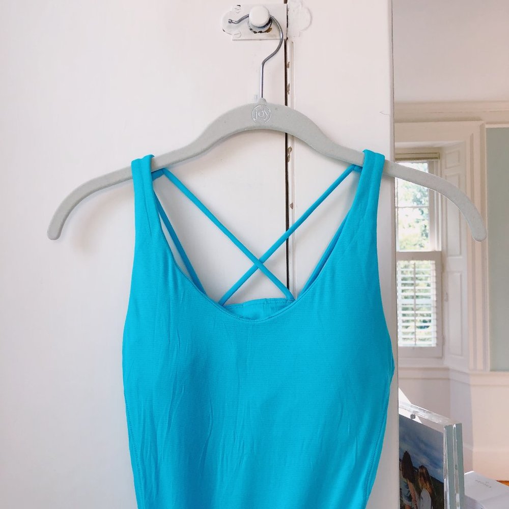 ivivva: blue tank with built in bra